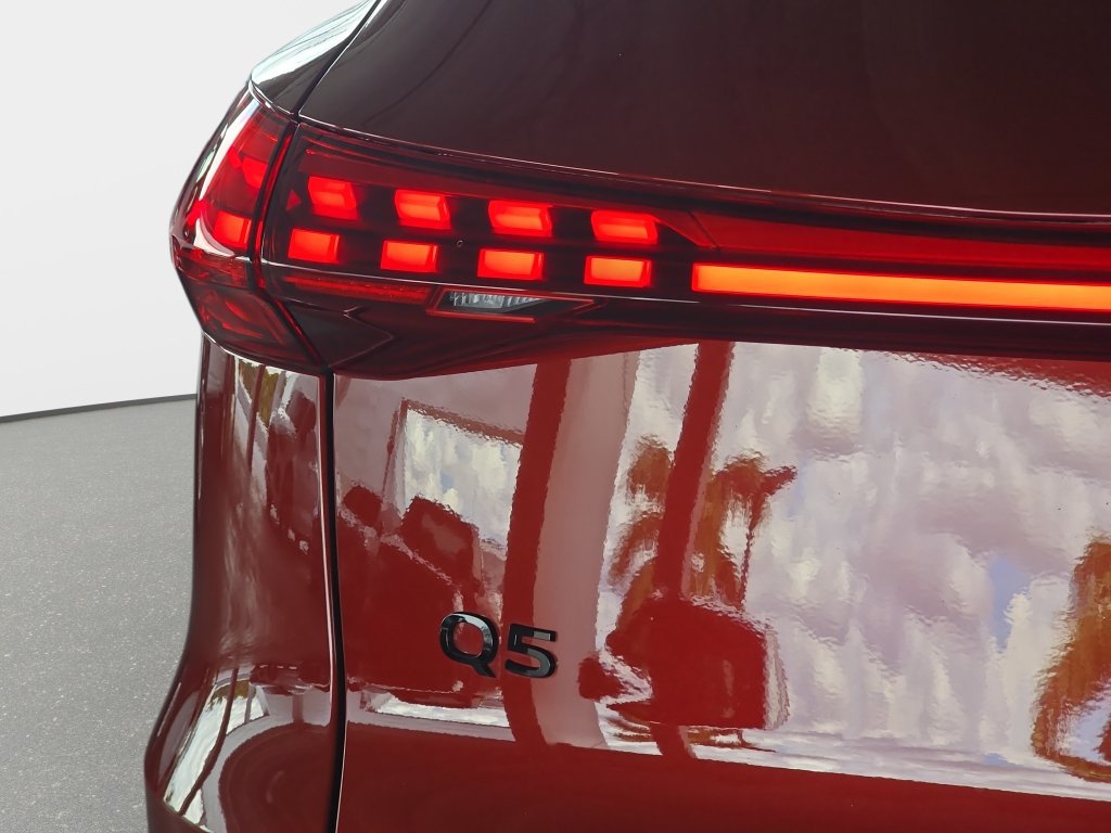 Certified 2025 Audi Q5 Premium w/ Convenience Package AWD/4WD image 26