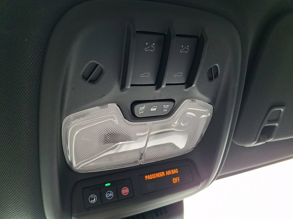 Used 2023 Chevrolet Colorado ZR2 w/ ZR2 Convenience Package III AWD/4WD image 27