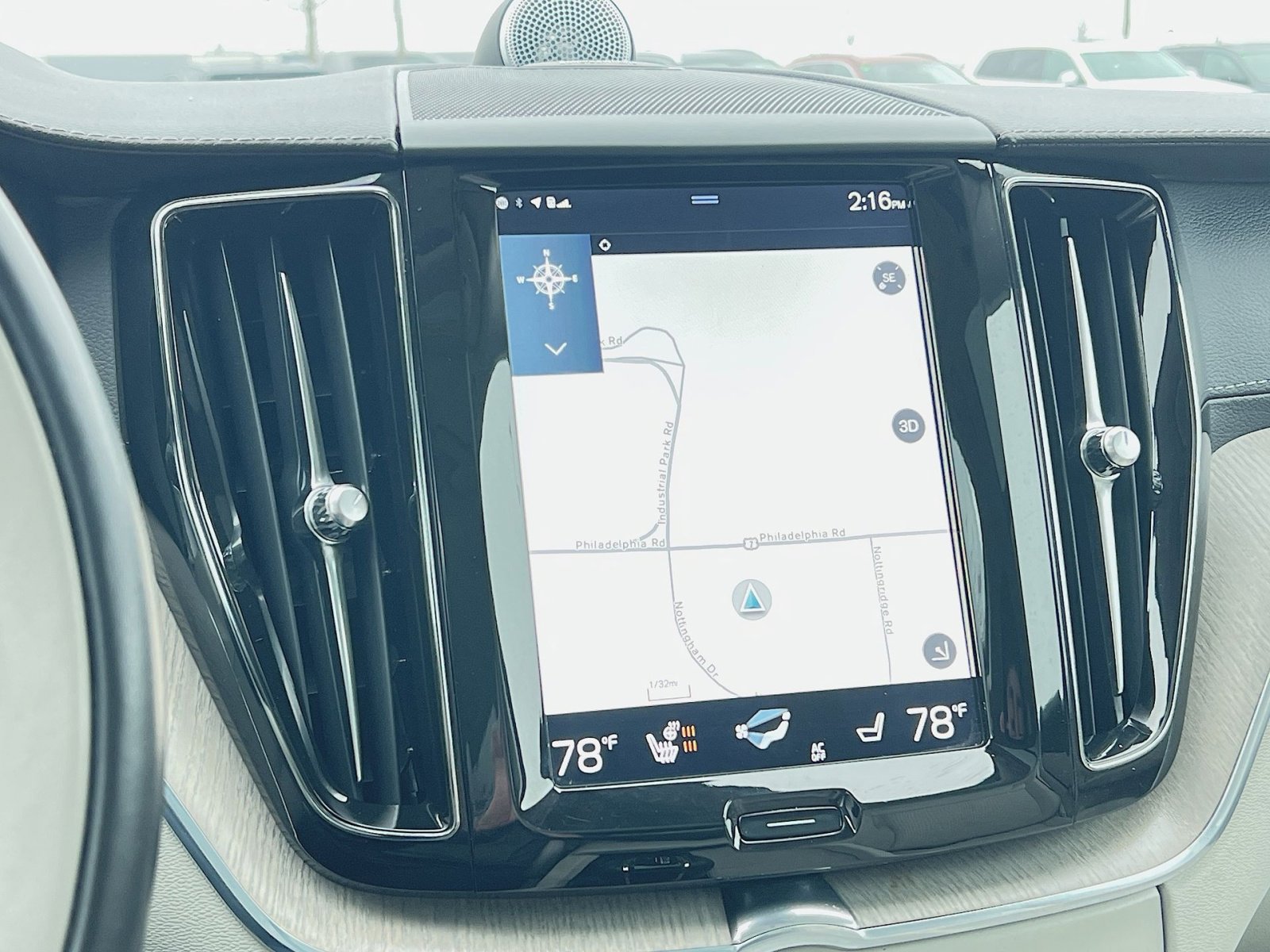 Used 2018 Volvo XC60 T6 Inscription w/ Luxury Seat Package image 20