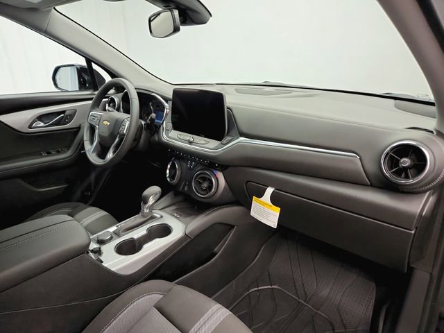New 2026 Chevrolet Blazer LT w/ Convenience Package image 34