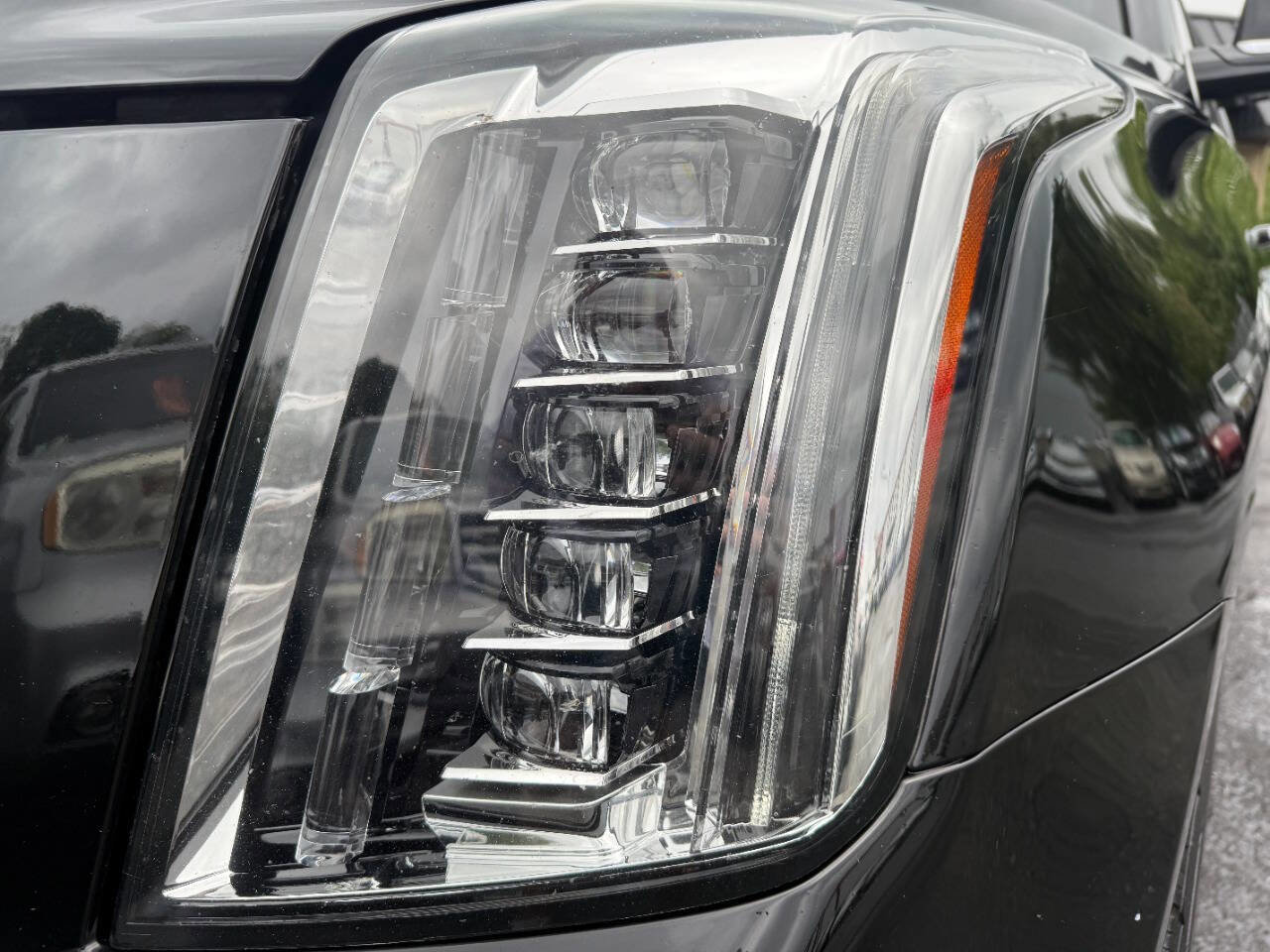 Used 2016 Cadillac Escalade ESV Platinum AWD/4WD image 15