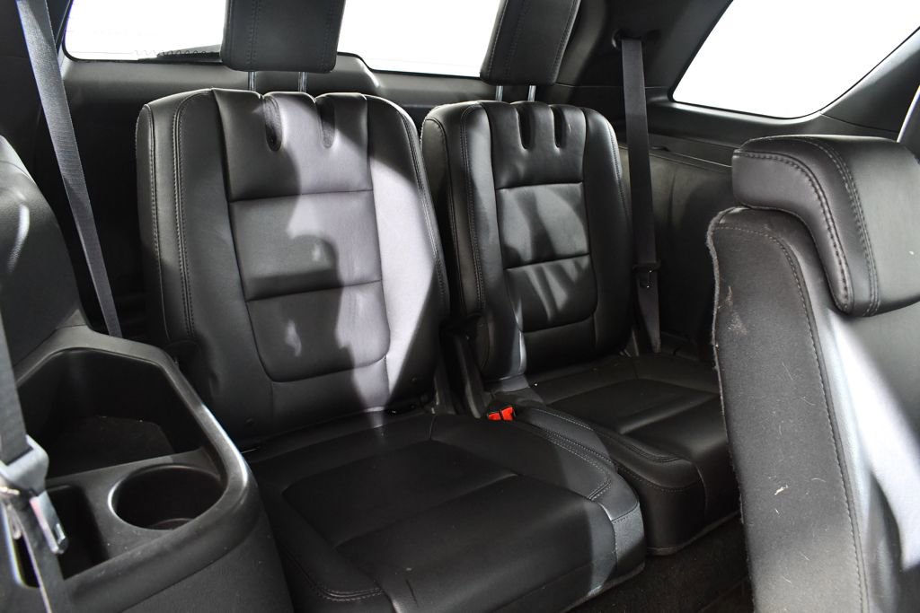 Used 2015 Ford Explorer XLT w/ Equipment Group 202B image 20
