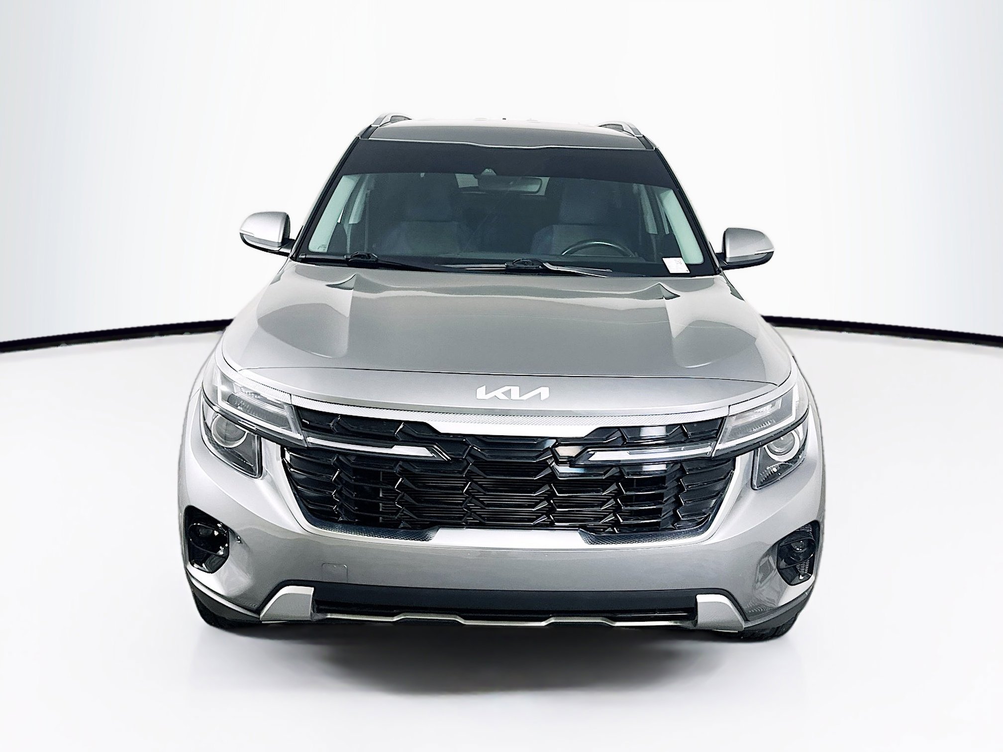 Used 2024 Kia Seltos S image 2