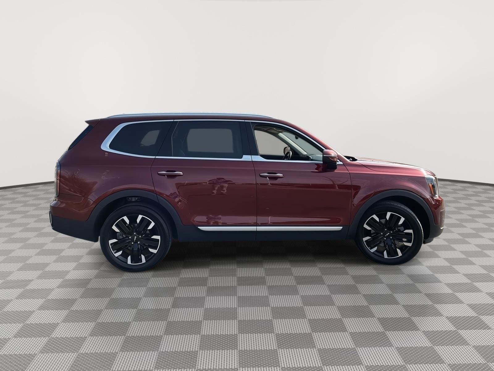 Used 2024 Kia Telluride SX AWD/4WD image 11