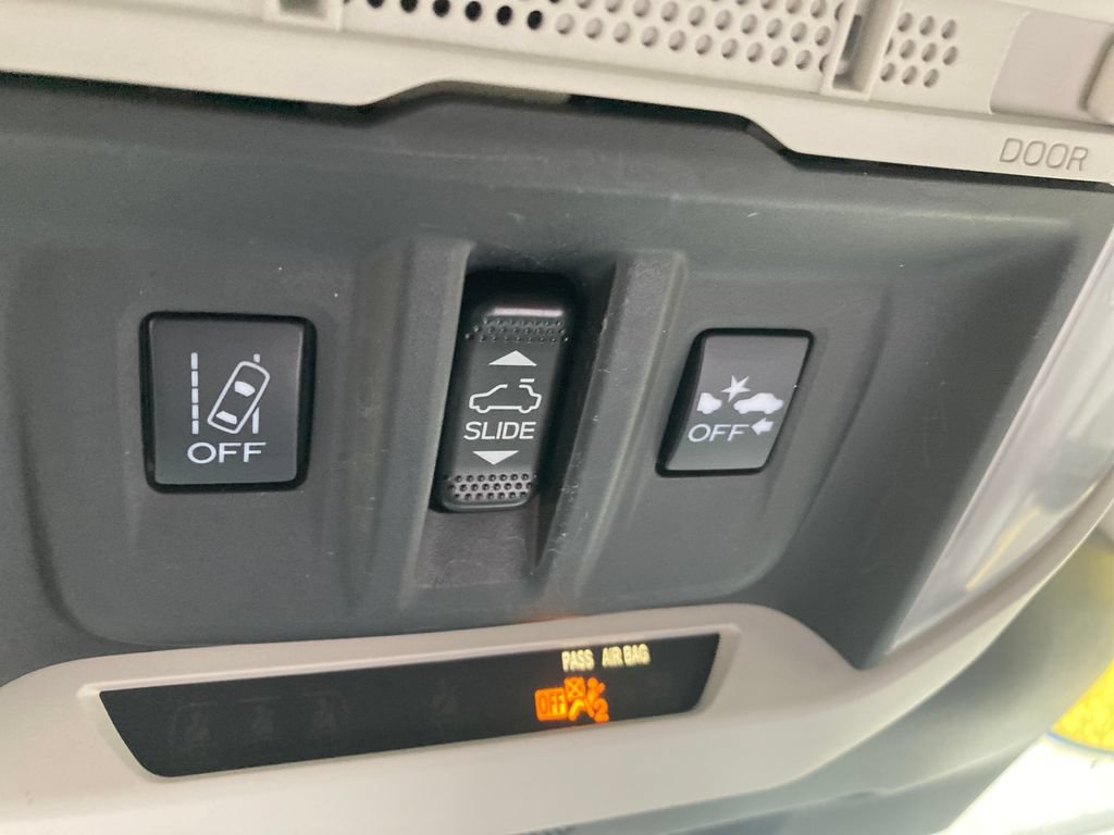 Used 2023 Subaru Forester Premium AWD/4WD image 43