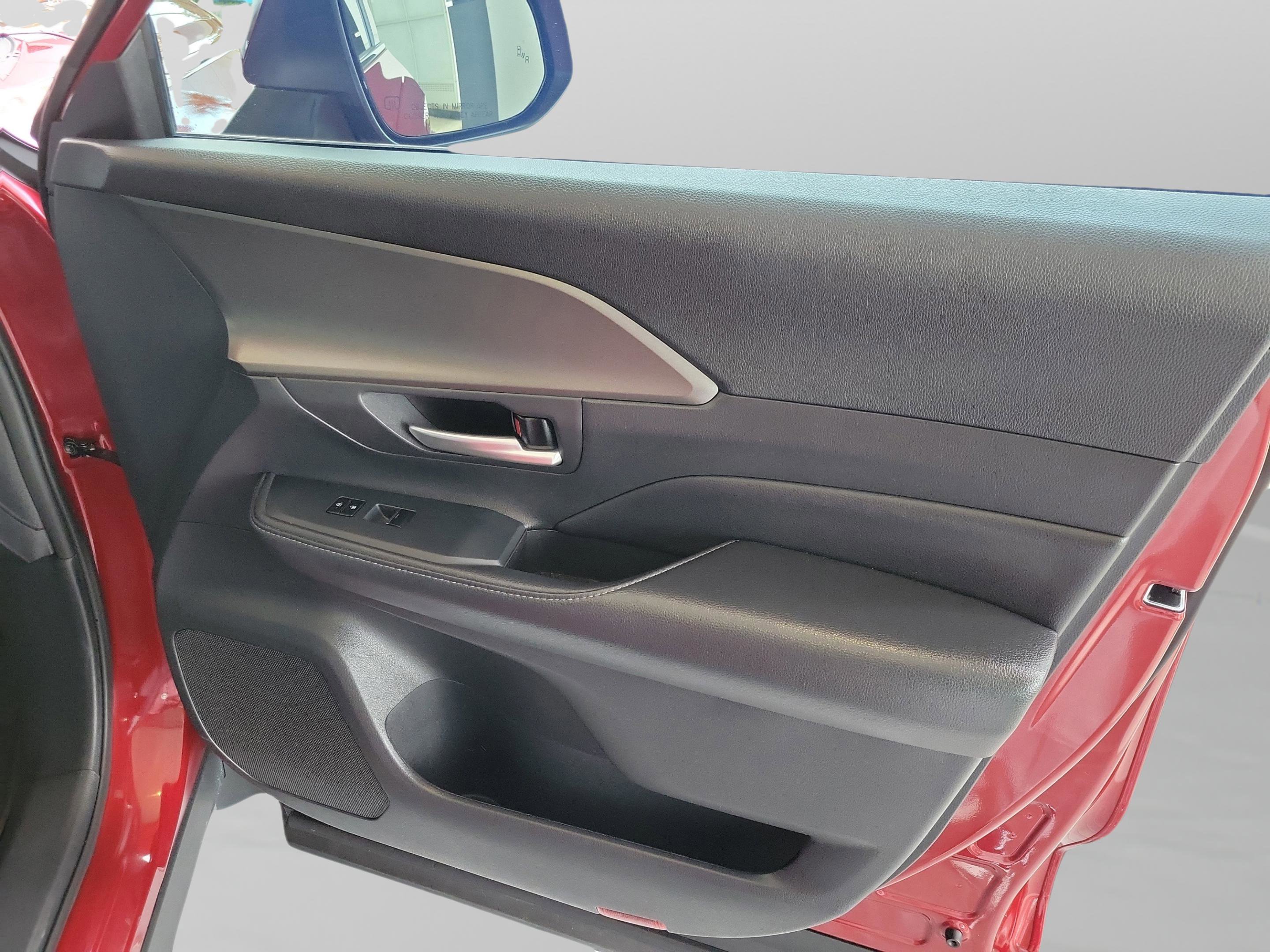 Certified 2024 Toyota Grand Highlander XLE image 27