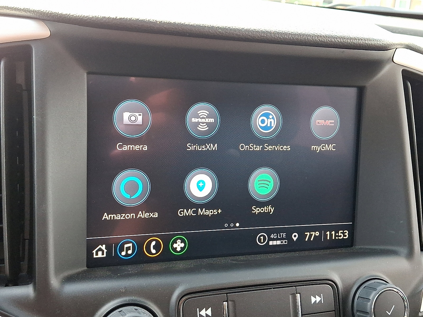 Used 2022 GMC Terrain SLT w/ Tech Package image 27