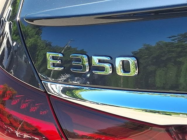 Used 2023 Mercedes-Benz E 350 4MATIC Sedan image 38