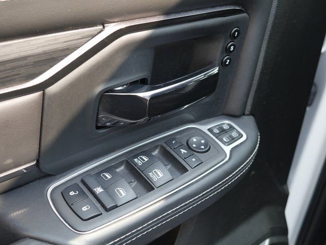 Used 2024 RAM 2500 Rebel w/ Towing Technology Group image 17