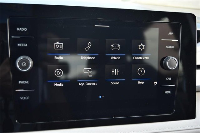 New 2025 Volkswagen Taos SE image 13