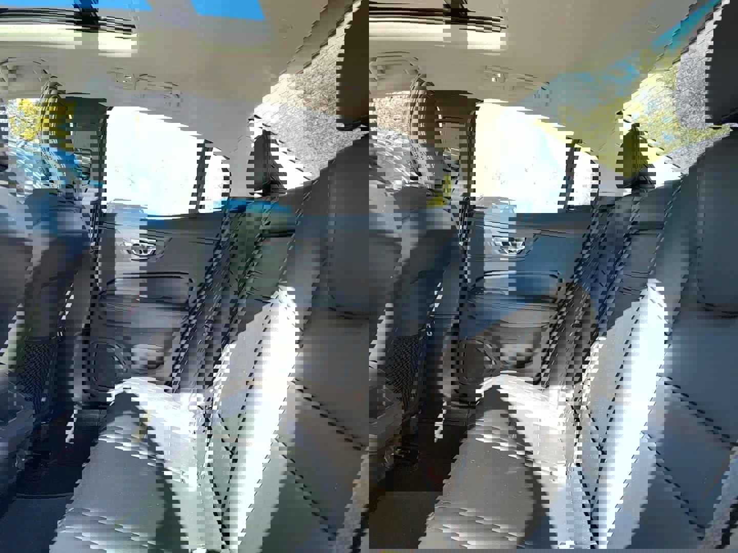 Used 2024 Volvo S60 B5 Core w/ Climate Package image 15