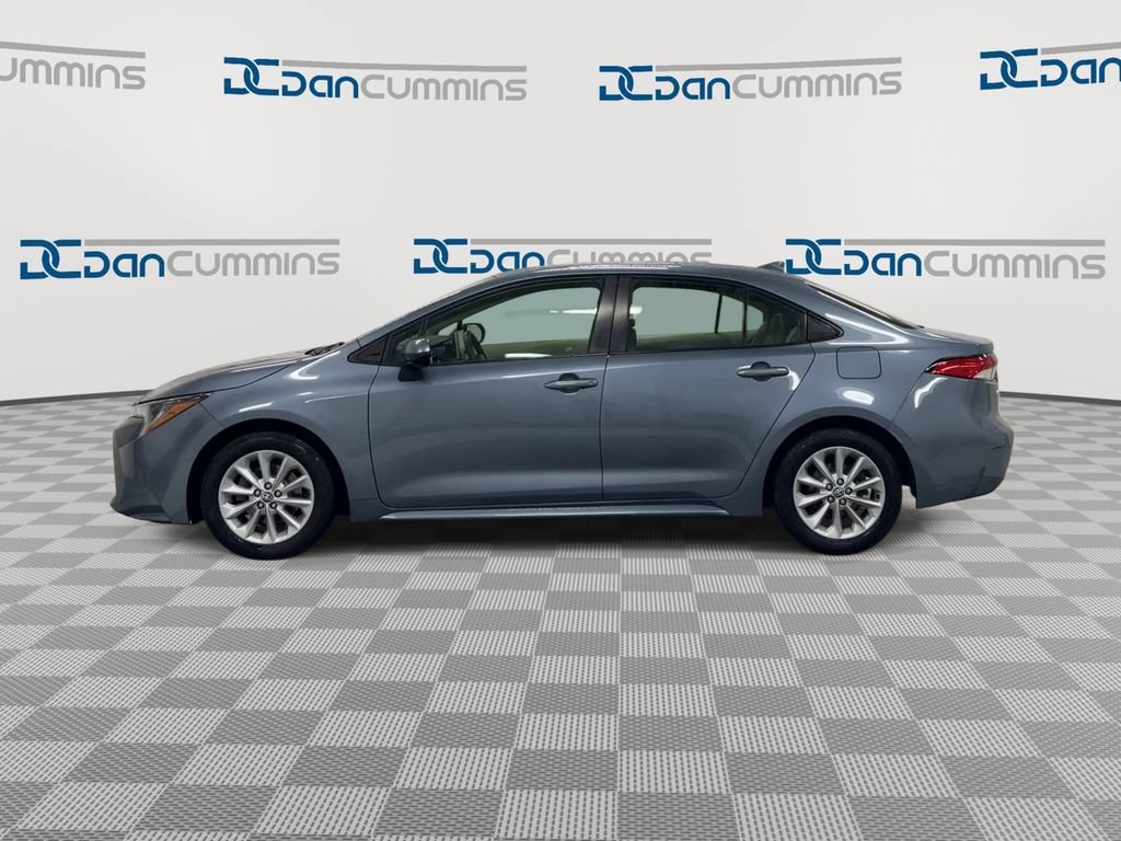 Used 2020 Toyota Corolla LE w/ LE Premium Package FWD image 5
