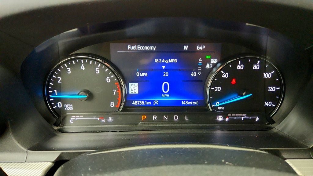 Used 2021 Ford Explorer XLT w/ Equipment Group 202A AWD/4WD image 15
