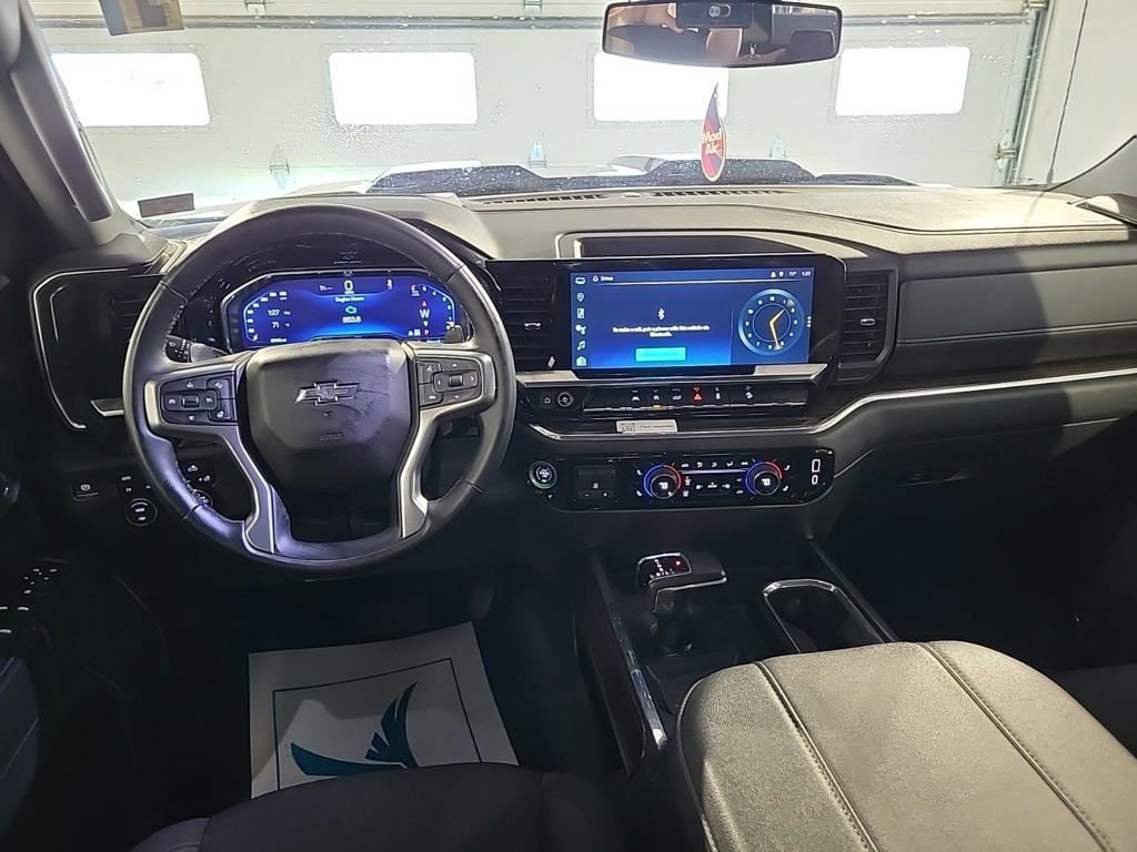 Used 2023 Chevrolet Silverado 1500 LT Trail Boss w/ Protection Package image 9