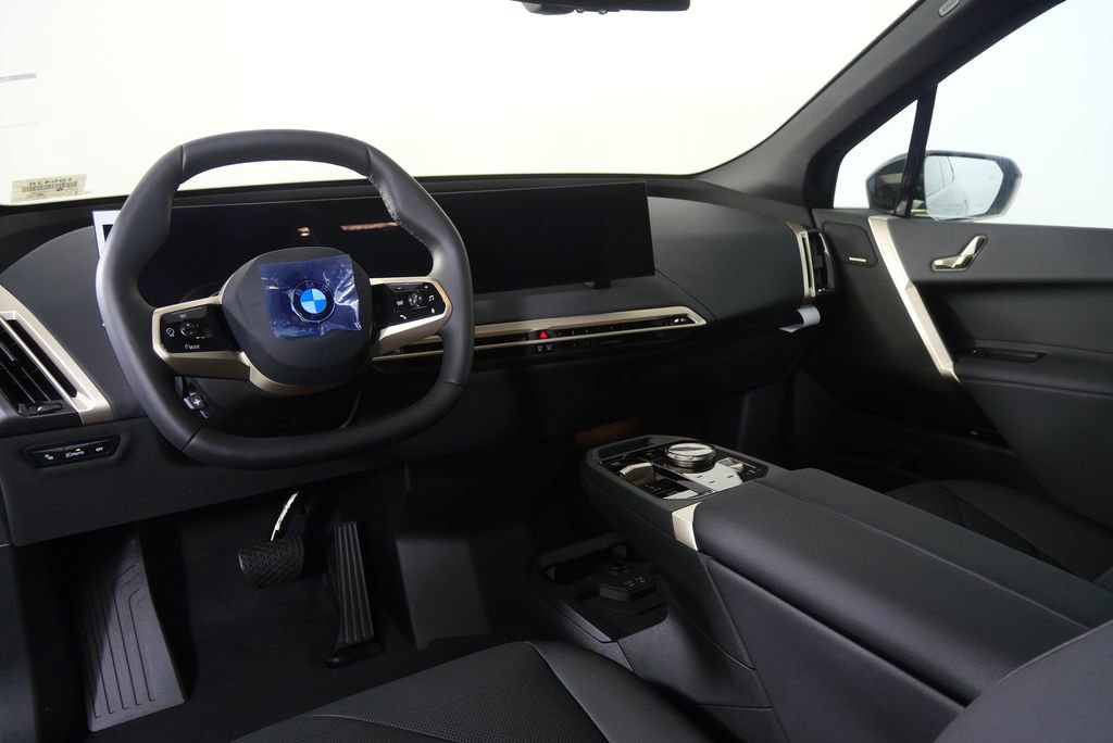 New 2026 BMW iX xDrive45 image 17