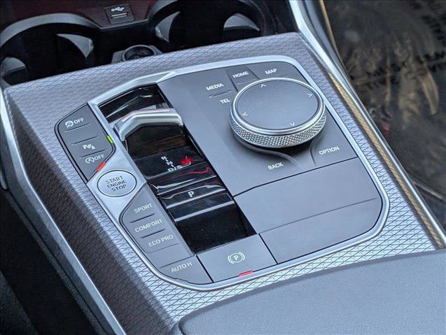 Used 2025 BMW 330i Sedan w/ Convenience Package RWD image 12