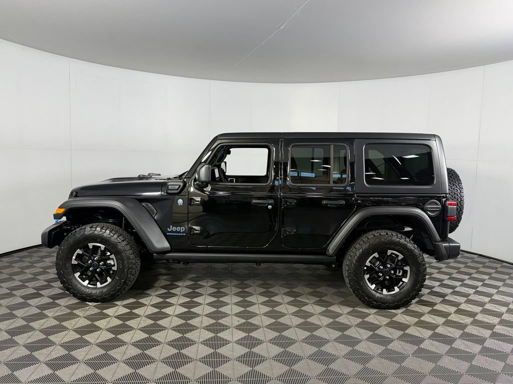 Used 2025 Jeep Wrangler Unlimited Rubicon 4xe w/ Safety Group AWD/4WD image 12