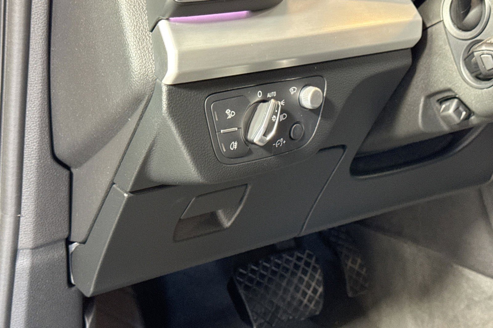 Used 2022 Audi Q5 e Prestige w/ Prestige Package image 10