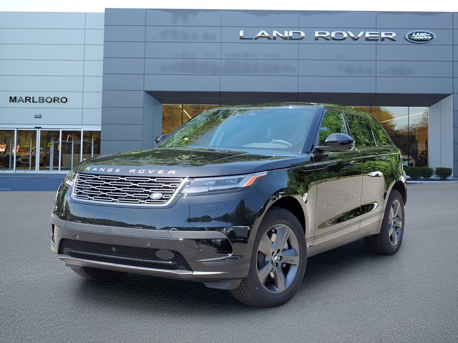 New 2026 Land Rover Range Rover Velar S AWD/4WD image 1