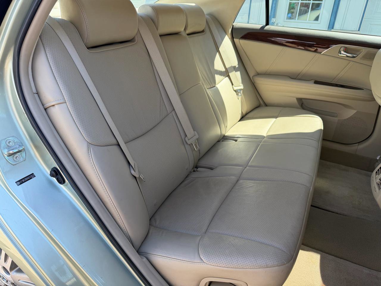 Used 2010 Toyota Avalon XL FWD image 16