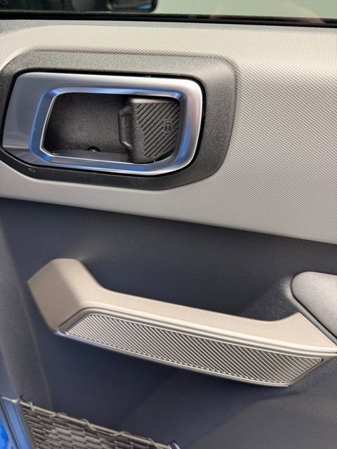 Used 2023 Ford Bronco Black Diamond AWD/4WD image 45