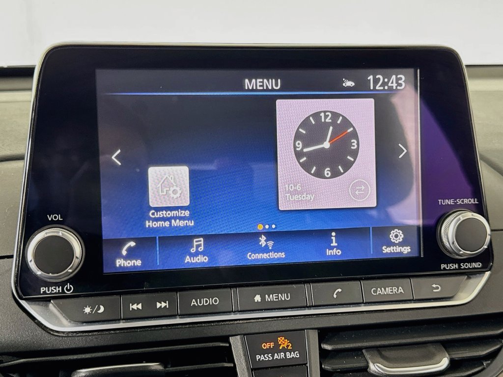 Used 2025 Nissan Altima 2.5 SV FWD image 30