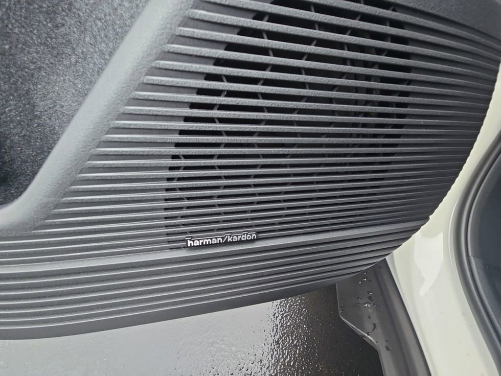 New 2026 Subaru Outback Limited image 23