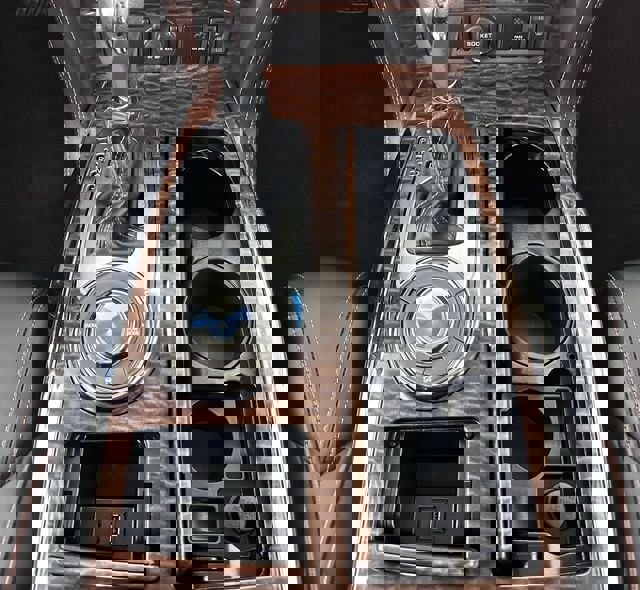 Used 2017 Nissan Armada SL w/ Moonroof Package image 24