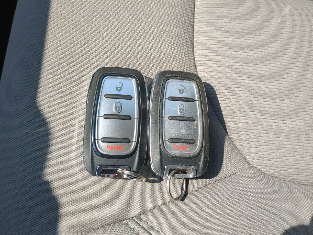 Certified 2020 Chrysler Voyager LX image 25