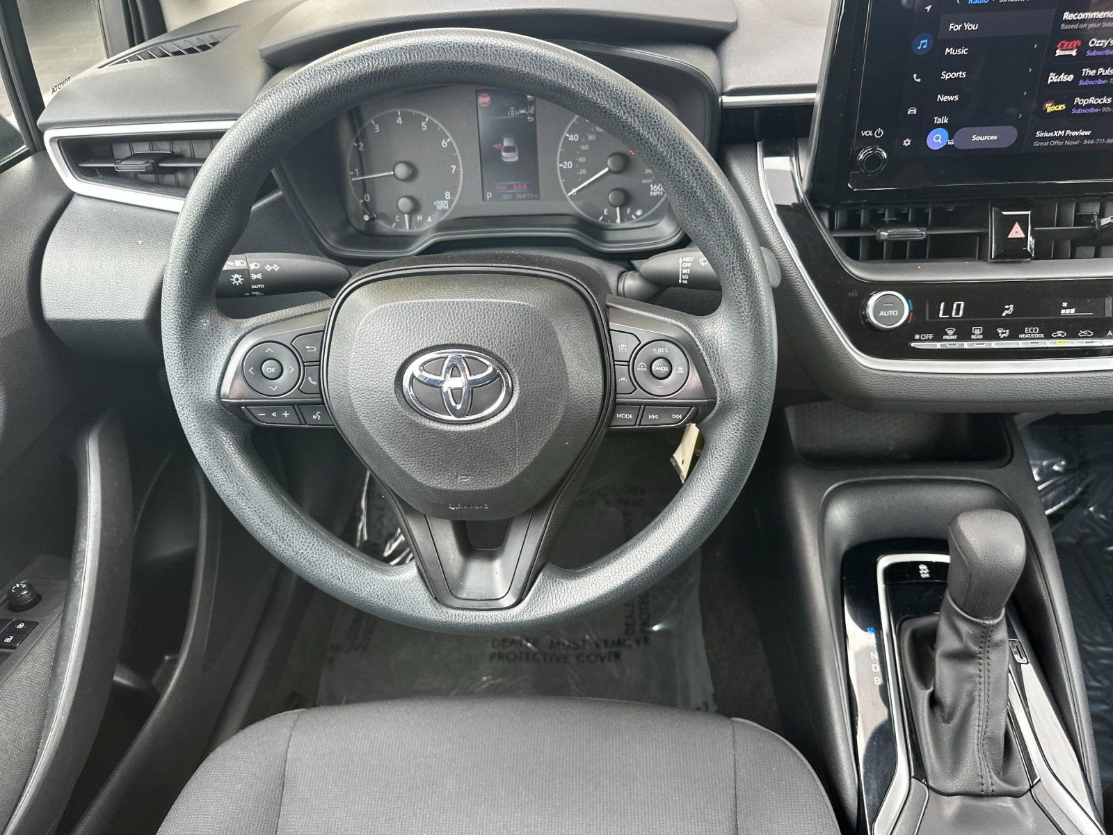 Used 2023 Toyota Corolla LE image 14