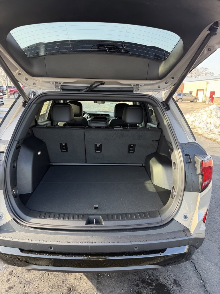 New 2026 GMC Terrain Elevation w/ Elevation Premium Package image 4