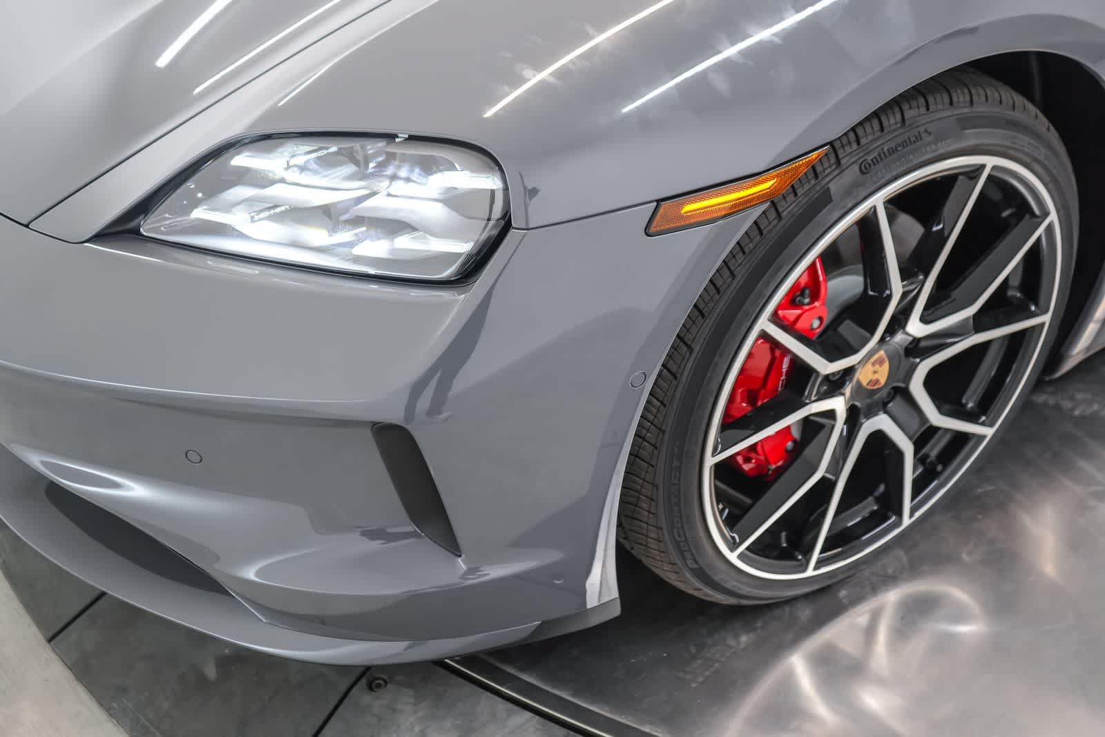 New 2026 Porsche Taycan 4S AWD/4WD image 16
