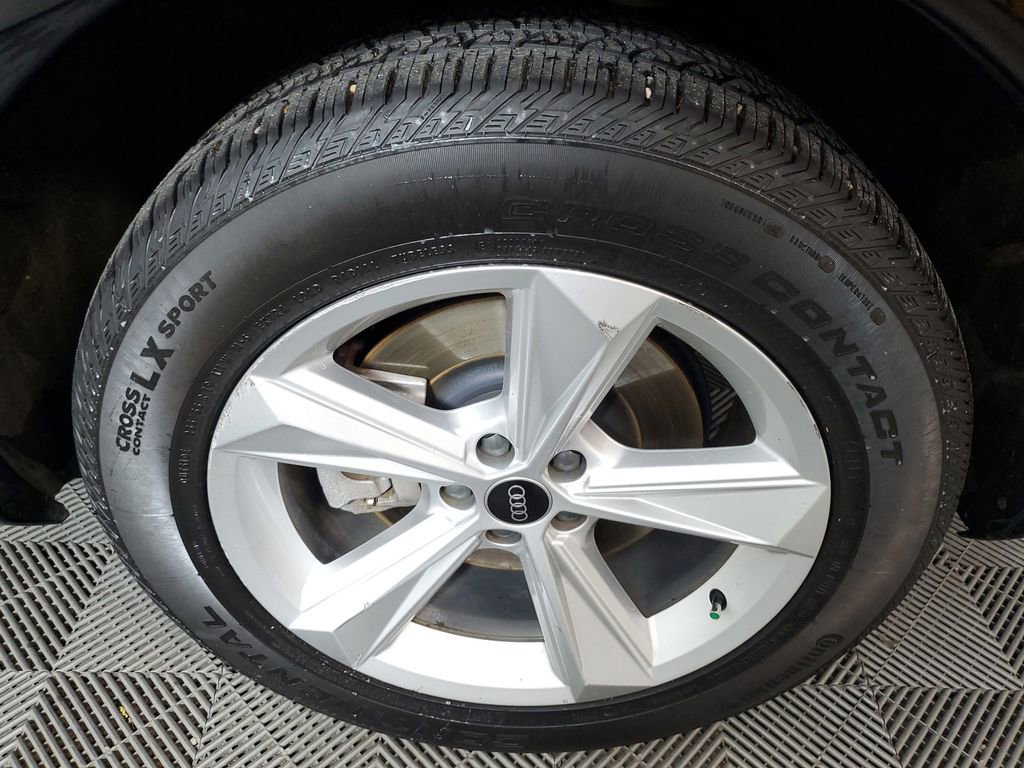 Used 2021 Audi Q7 3.0T Premium AWD/4WD image 8