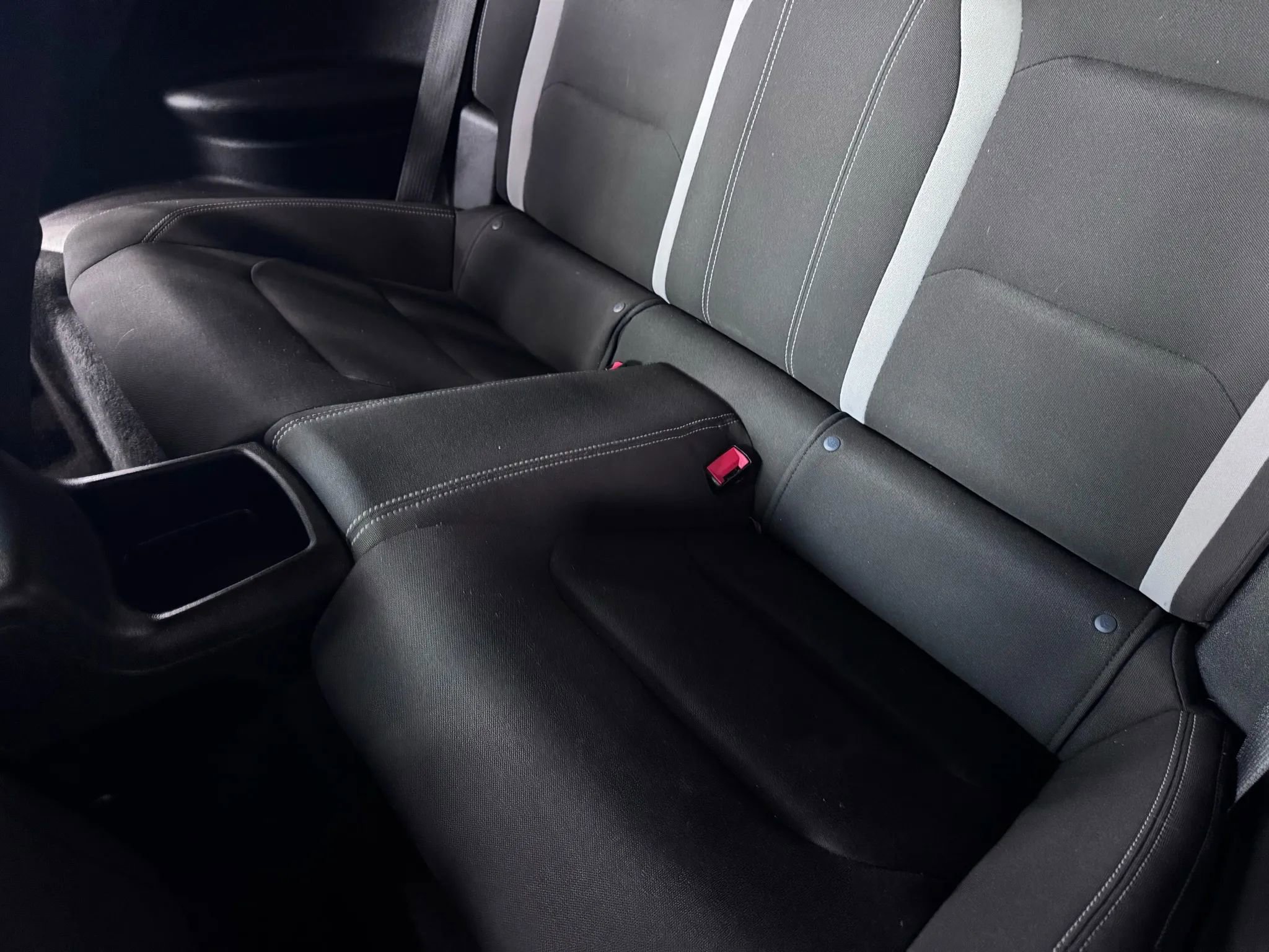 Used 2021 Chevrolet Camaro LT w/ Technology Package image 17