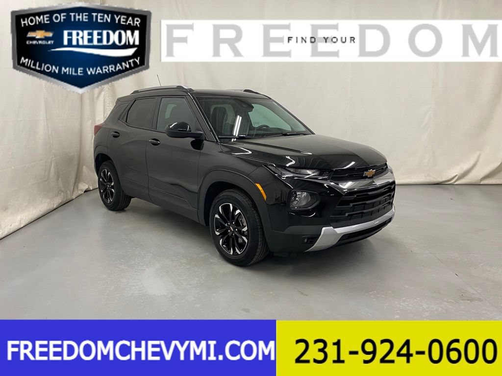 Used 2023 Chevrolet TrailBlazer LT FWD image 1