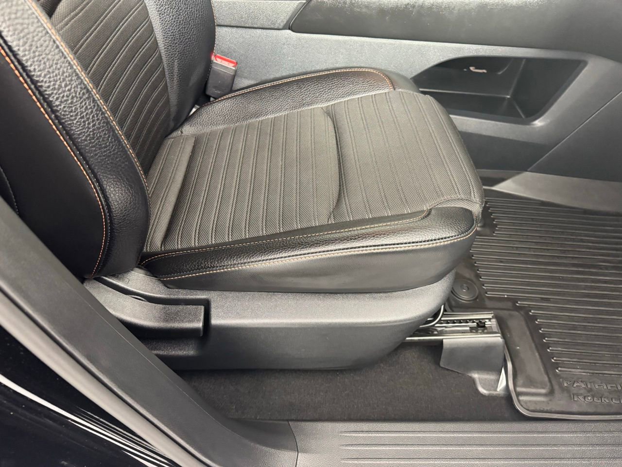 Used 2024 Nissan Pathfinder Rock Creek image 29