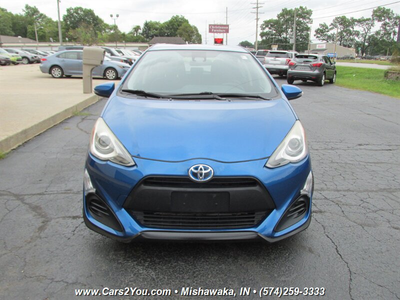 Used 2017 Toyota Prius C Two FWD image 2