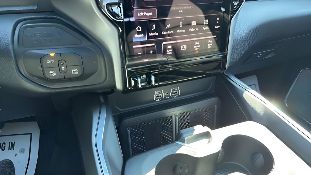 Used 2026 RAM 2500 Laramie image 32