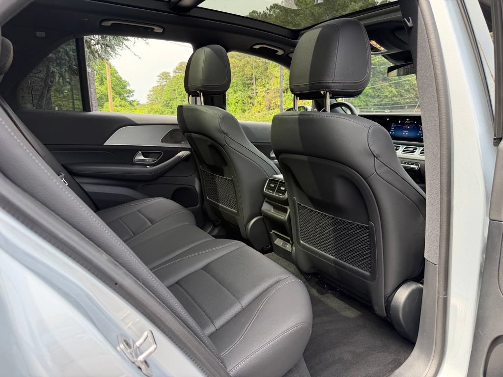 Used 2025 Mercedes-Benz GLE 350 4MATIC image 34