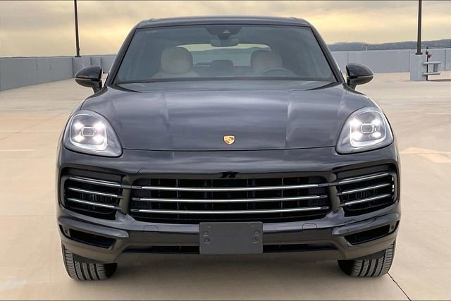 Used 2022 Porsche Cayenne AWD/4WD image 3