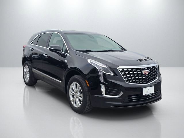 New 2026 Cadillac XT5 Luxury image 3