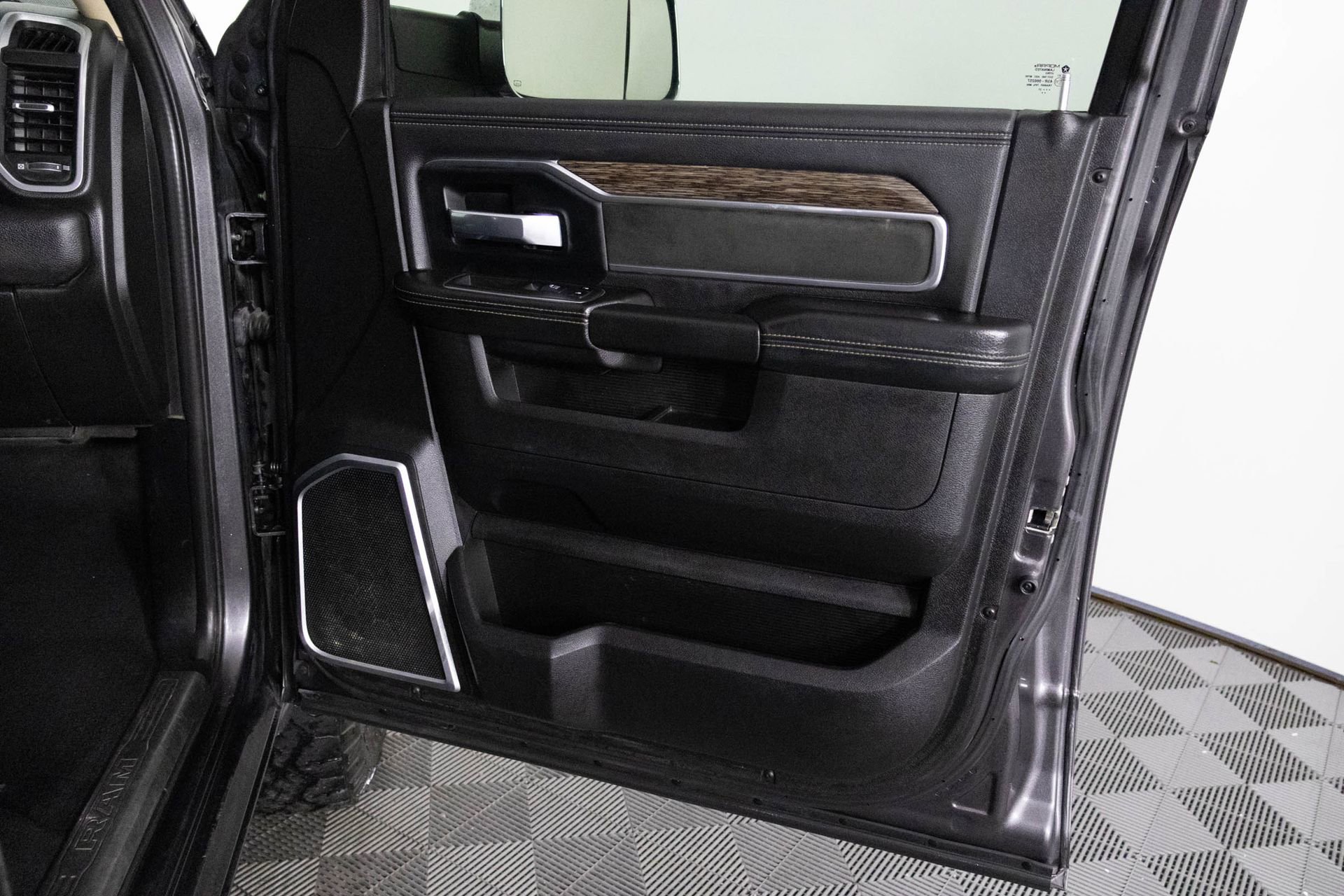 Used 2021 RAM 2500 Laramie image 43