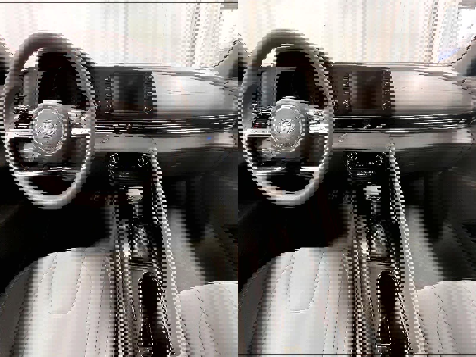 Used 2021 Hyundai Elantra SEL image 21