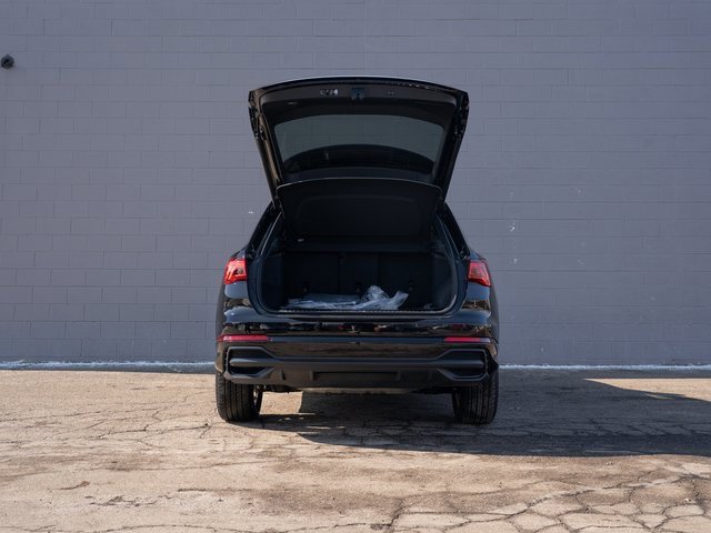 Certified 2025 Audi Q3 2.0T Premium Plus w/ Premium Plus Package image 14