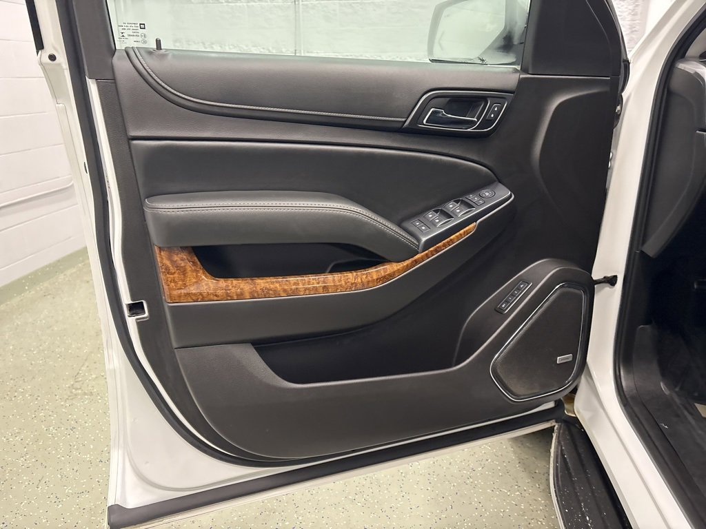 Used 2017 Chevrolet Suburban Premier image 13