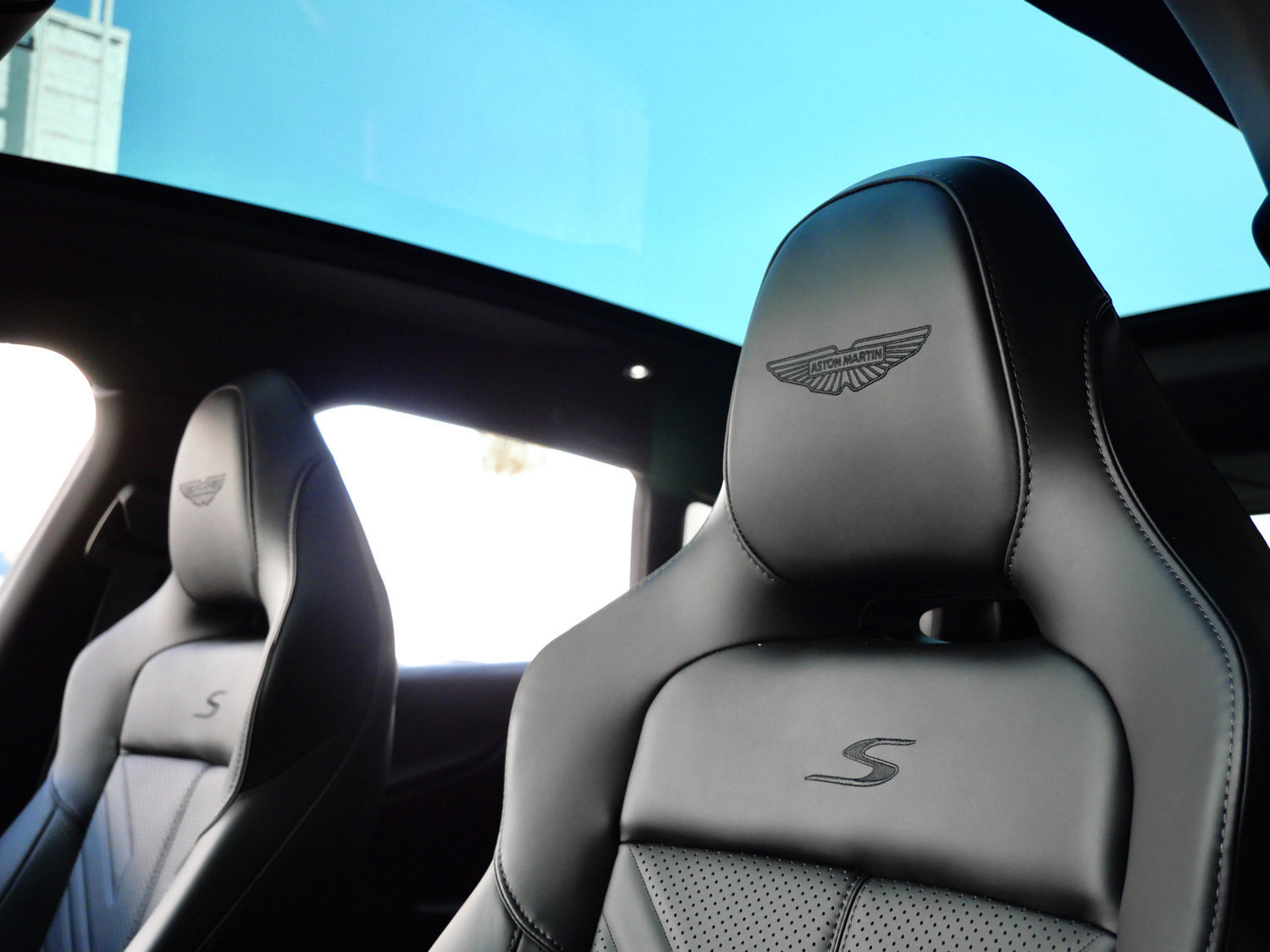 New 2026 Aston Martin DBX S AWD/4WD image 5