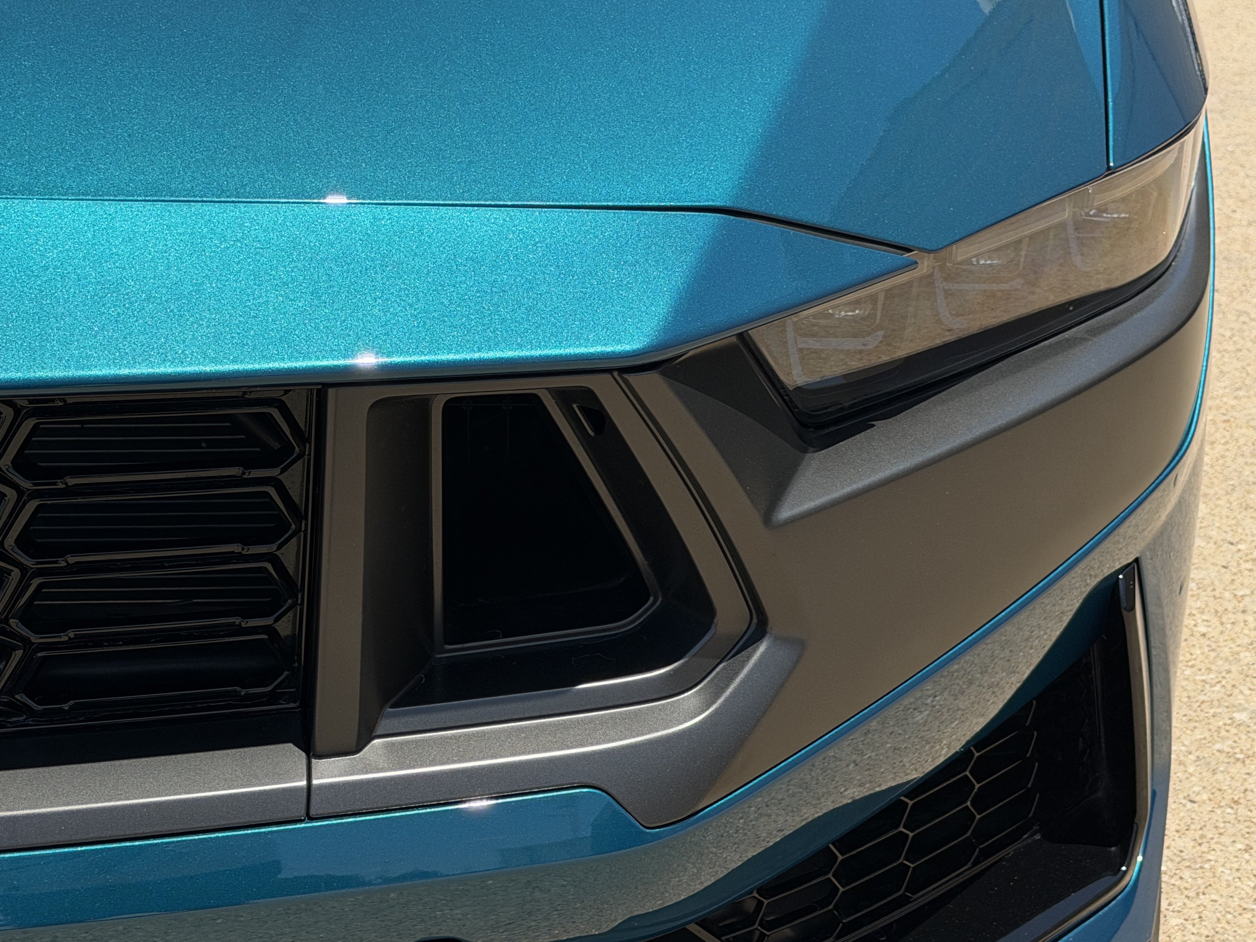 Used 2026 Ford Mustang Dark Horse RWD image 11