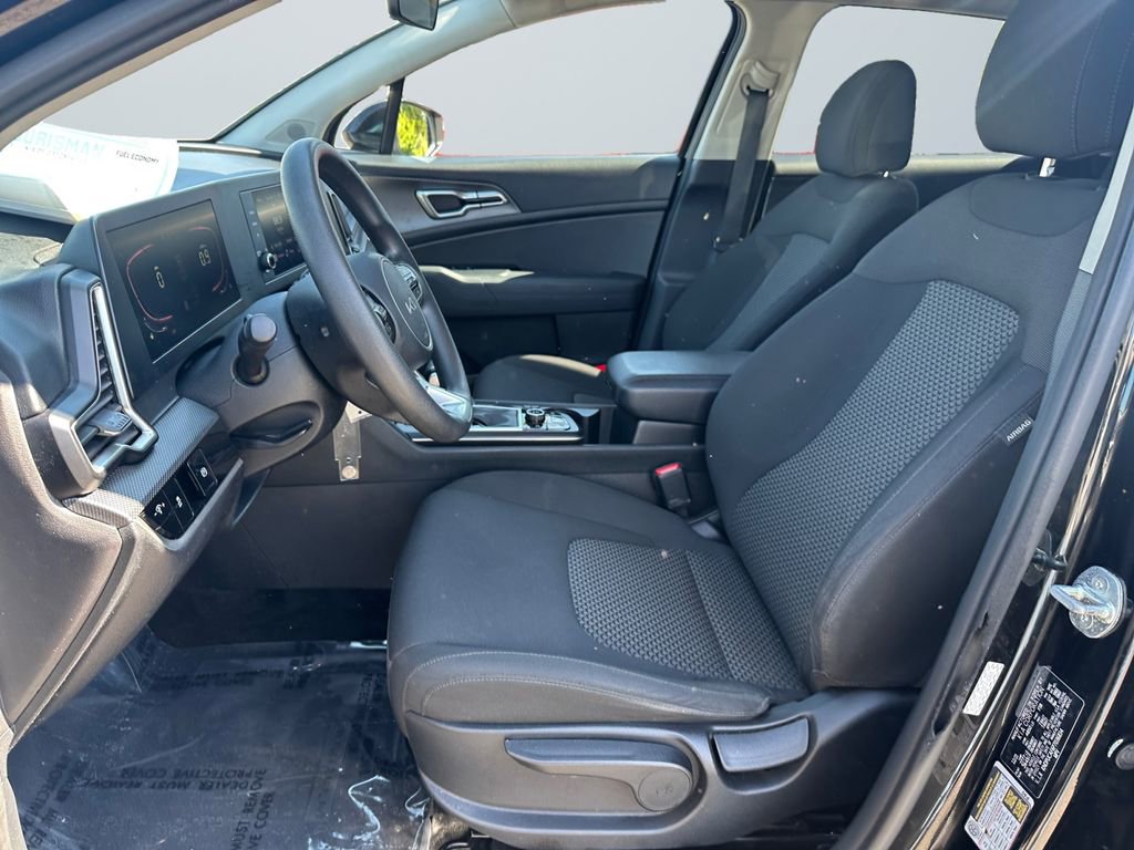 Used 2023 Kia Sportage LX AWD/4WD image 9