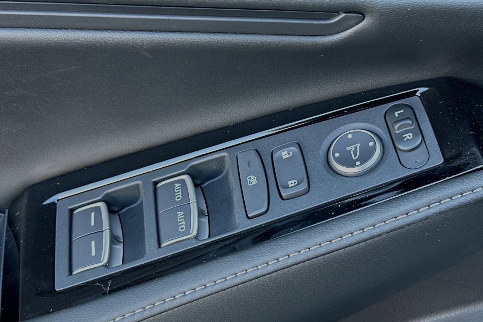New 2025 Honda Accord Touring image 13