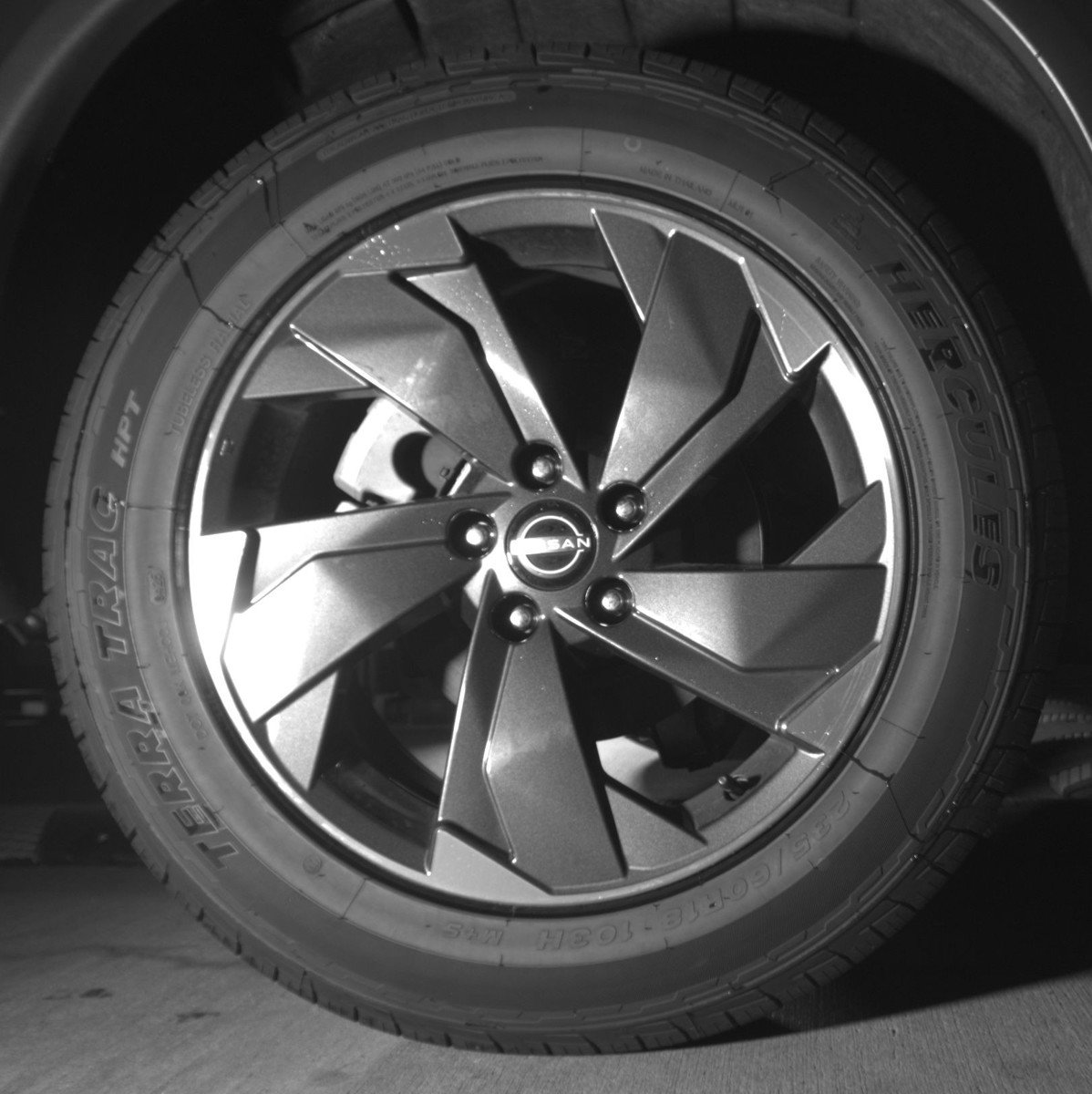 Used 2025 Nissan Rogue SV AWD/4WD image 15